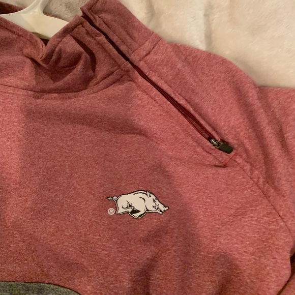 Razorback athletic pullover - Picture 3 of 3